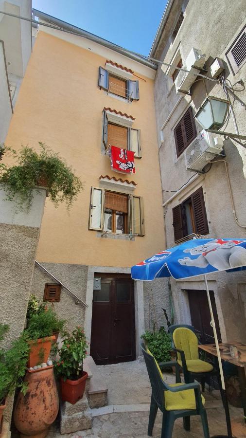 Franceska Apartmani Крес Екстериор снимка