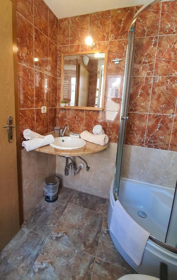 Franceska Apartmani Крес Екстериор снимка