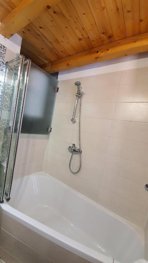 Franceska Apartmani Крес Екстериор снимка