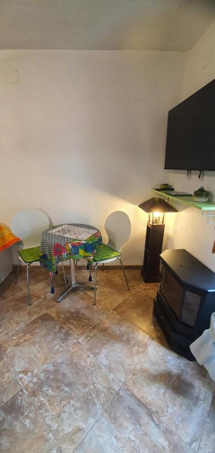 Franceska Apartmani Крес Екстериор снимка