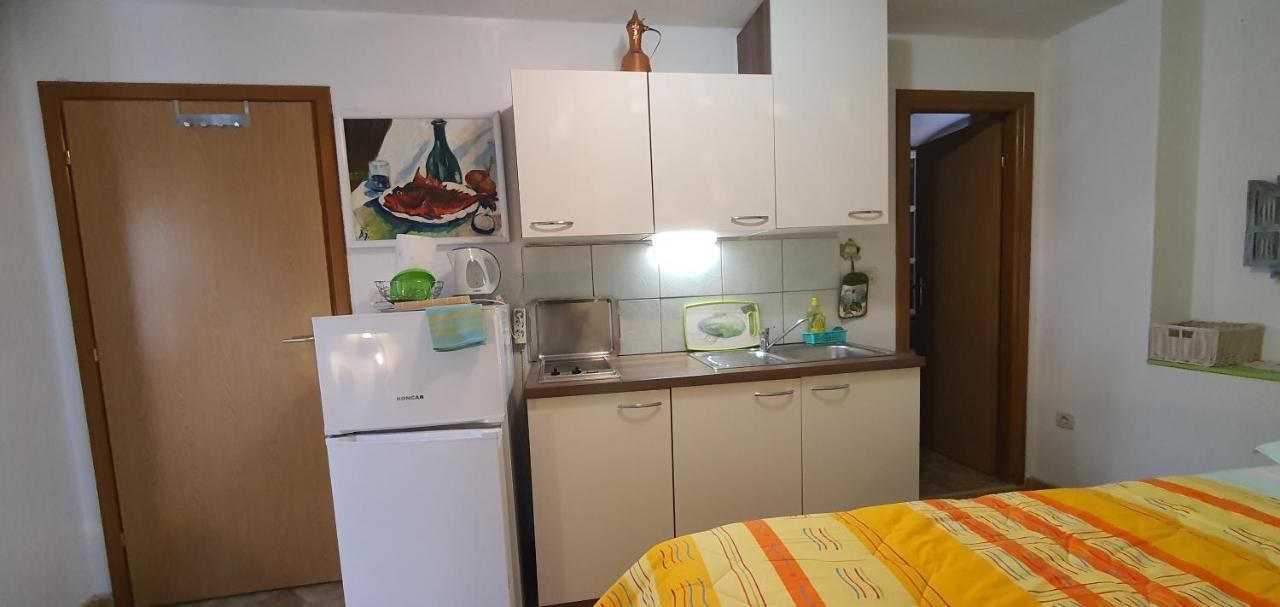 Franceska Apartmani Крес Екстериор снимка