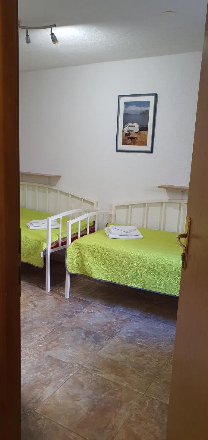 Franceska Apartmani Крес Екстериор снимка